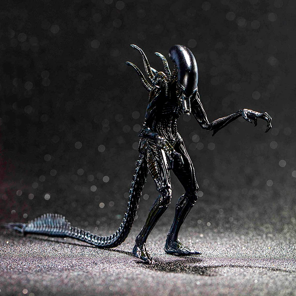 Hiya Toys - Alien vs Pedator - Alien Guerrero Negro Escala 1/18