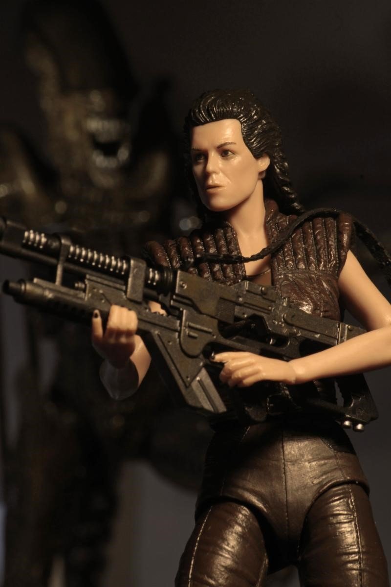 NECA Aliens - 7 Scale Action Figure - Series 14 Ripley 8