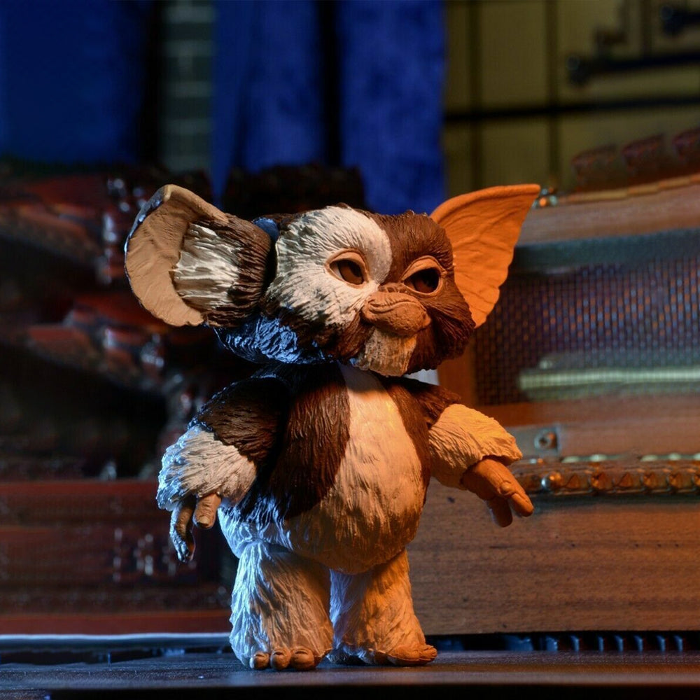 NECA Figura de Acción Ultimate: Gremlins - Gizmo 7 Pulgadas